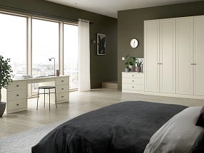 Ashford Bedroom in Oakgrain Cream