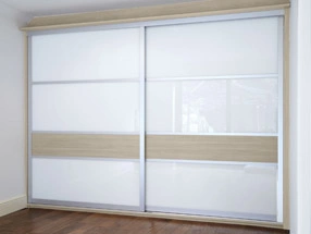 Bright White Glass & Champagne Avola