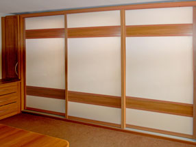 Lissa Oak & White Glass Sliding Doors