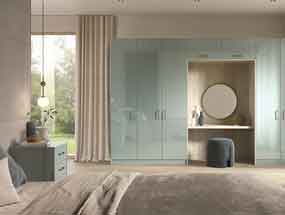 Ultragloss Bedroom in Ultragloss Metallic Blue