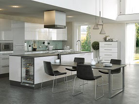 FIRBECK Kitchen in Firbeck Supergloss White and Firbeck Supergloss Light Grey