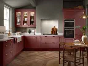 Richmond Kitchen in Supermatt Rusty Red