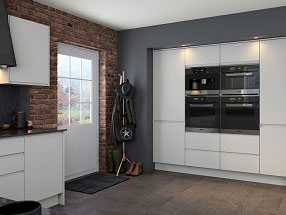 HANDLELESS J-PULL Kitchen in Supermatt Light Grey