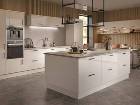 Ultragloss Kitchen in Ultragloss White